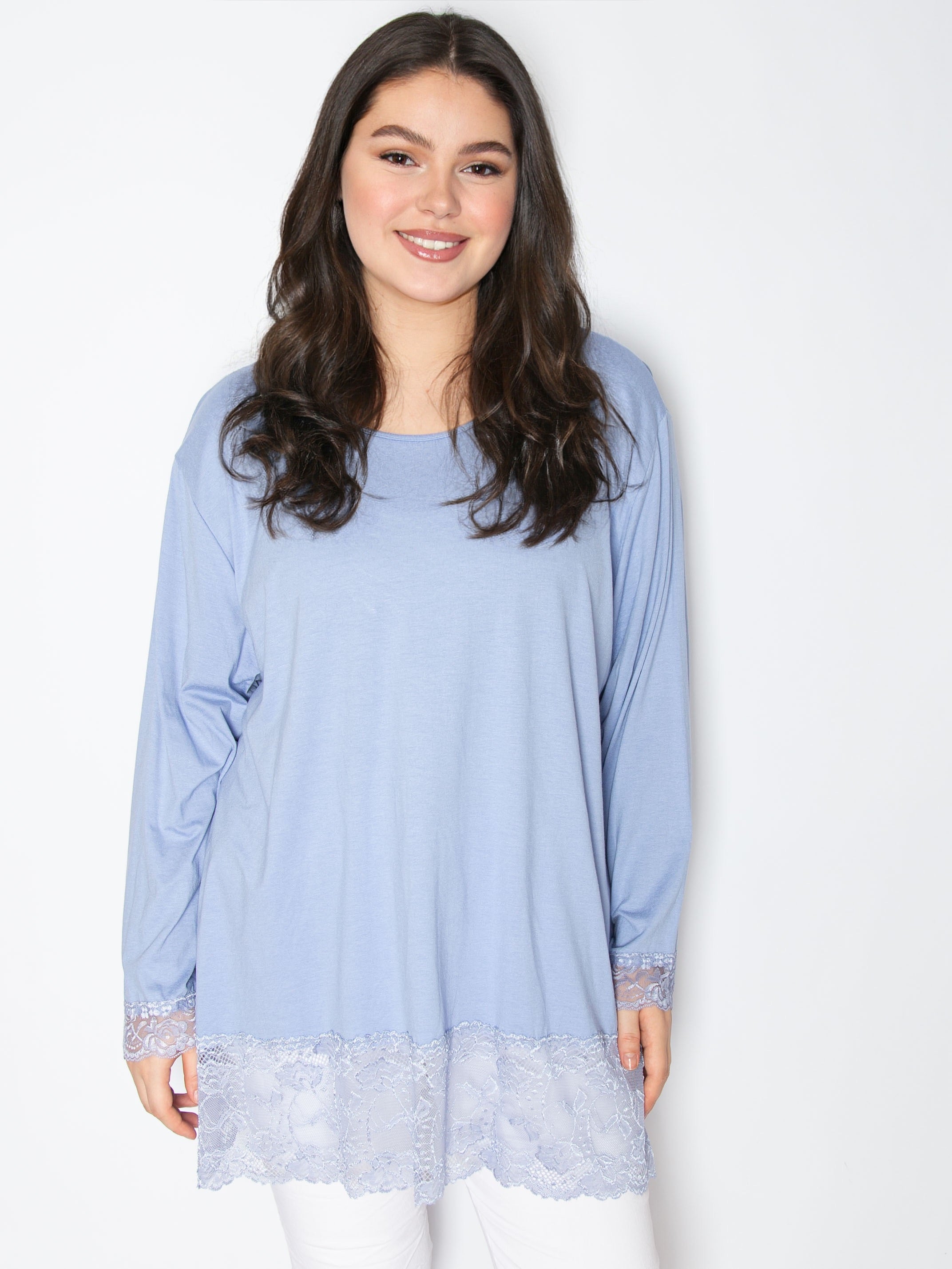 Langærmet bluse med blonde ærme og blonde forneden - Viskose Elastan by Bussola