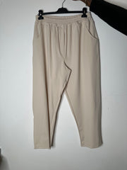 Behagelige bukser med elastik - ITJULI25 by Sabrina