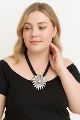 Solsikke halskæde by Krone 1