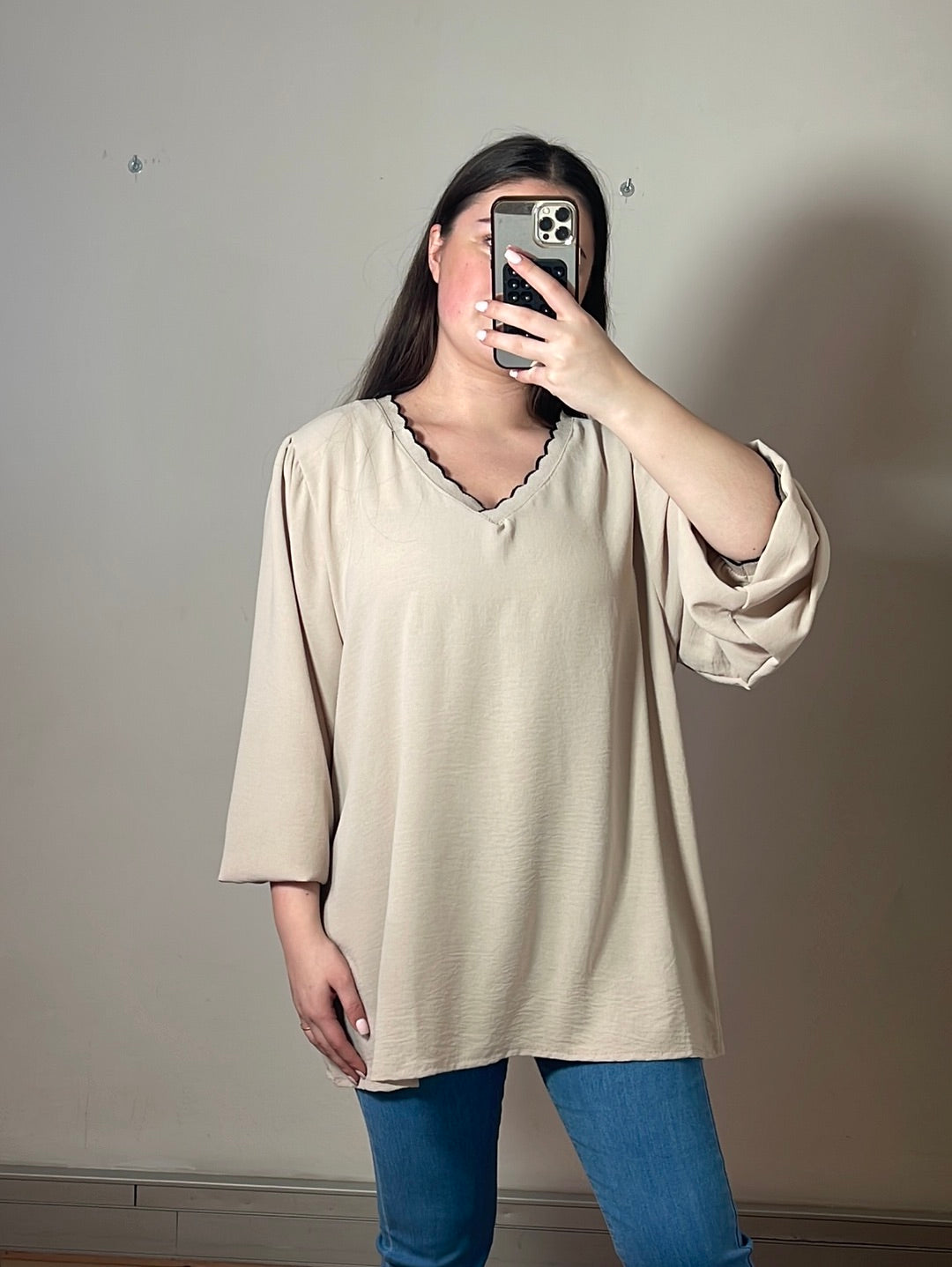 Bluse med kontrast syninger - Brystmål 140cm by Krone 1