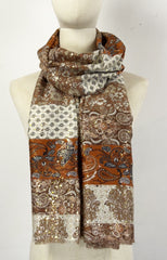 Tørklæde med paisley by Katier