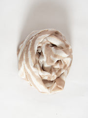 Tørklæde med dyreprint og guld - ITFEB25 by JD