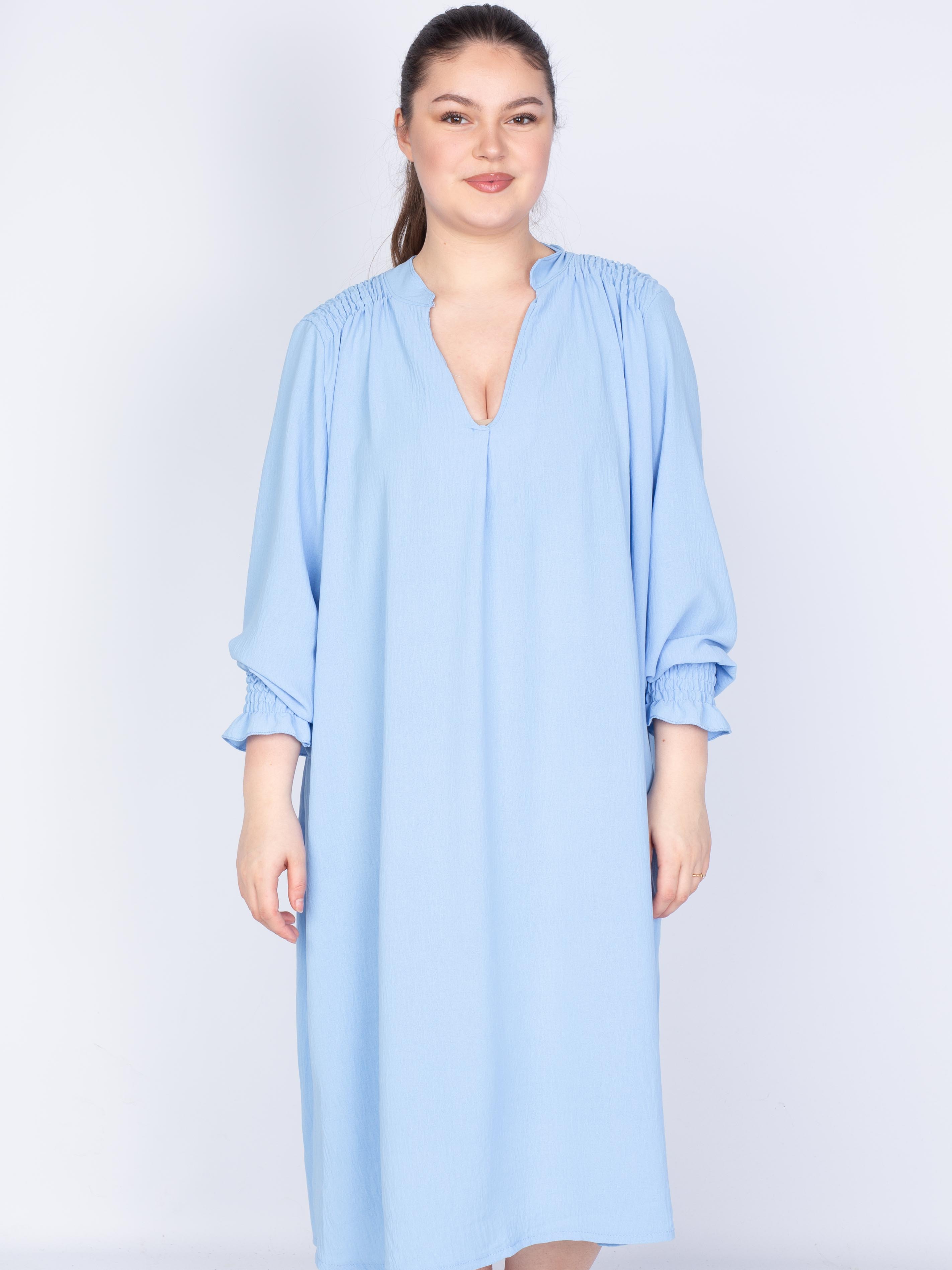 Lang skjortekjole med smock by Xd