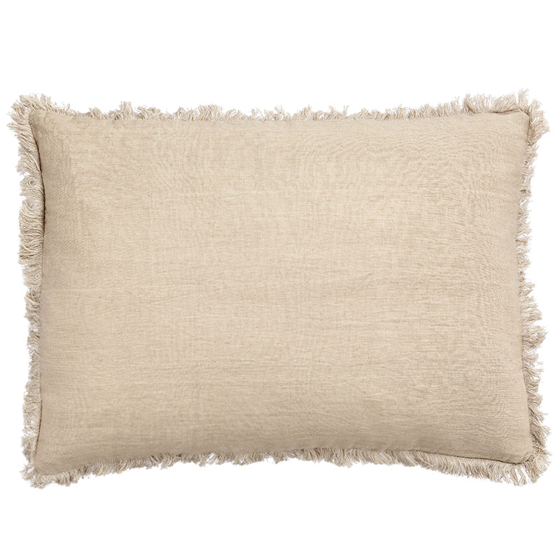 Sandfarvet Pude – Linen Fringe 60 X 90 CM by ByLiving
