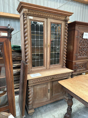 Skab med glas h214 b117 d43