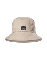 Clooney hat