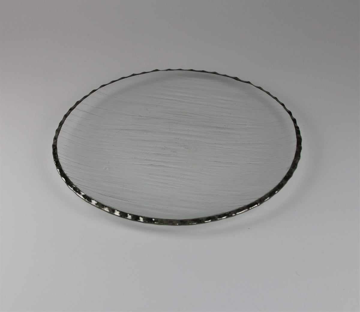 Fad med guldkant 33cm diam plast