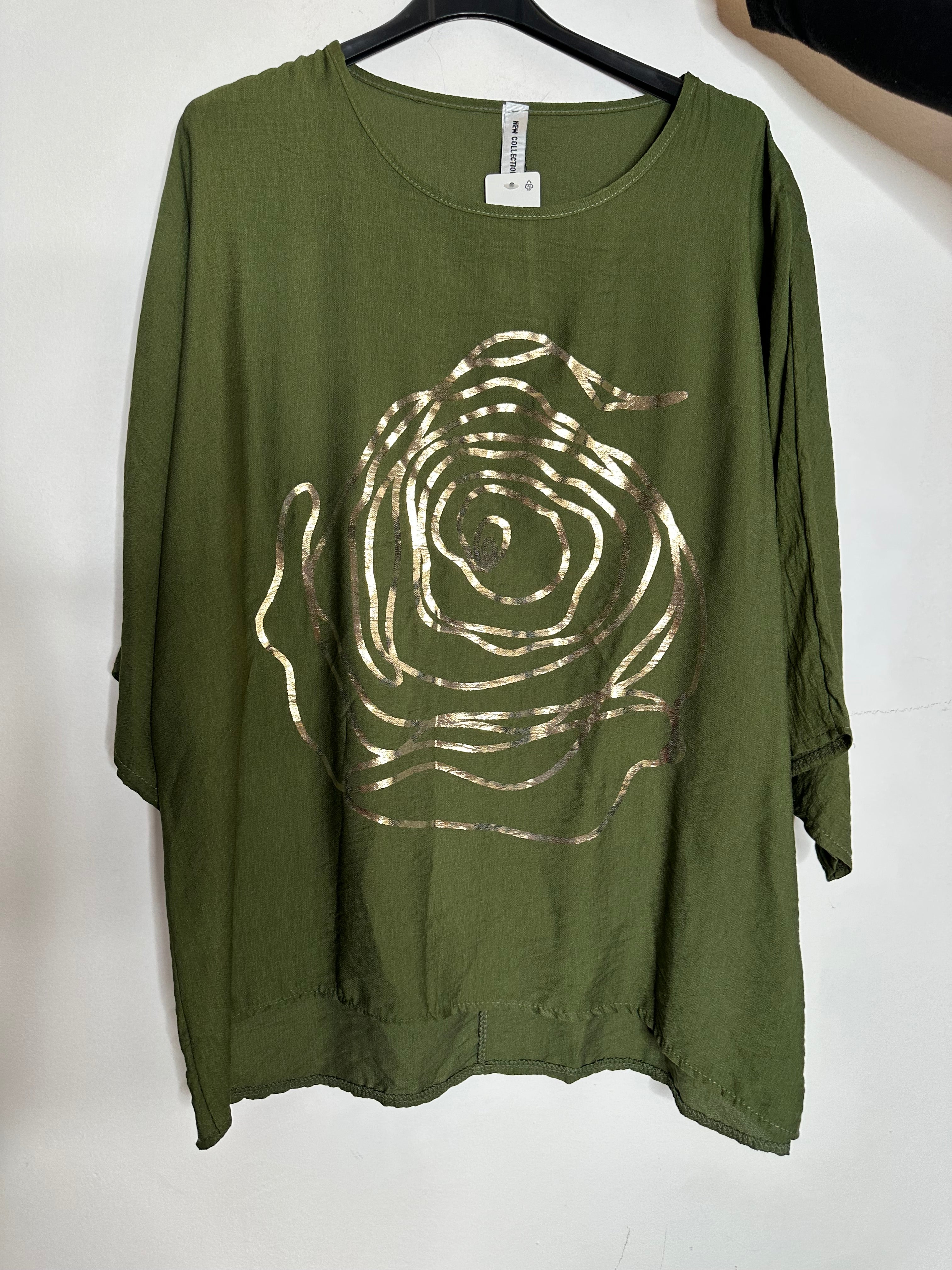 Bluse med guld rose - ITJULI25