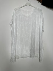 Blonde T-shirt med bord - ITJULI25