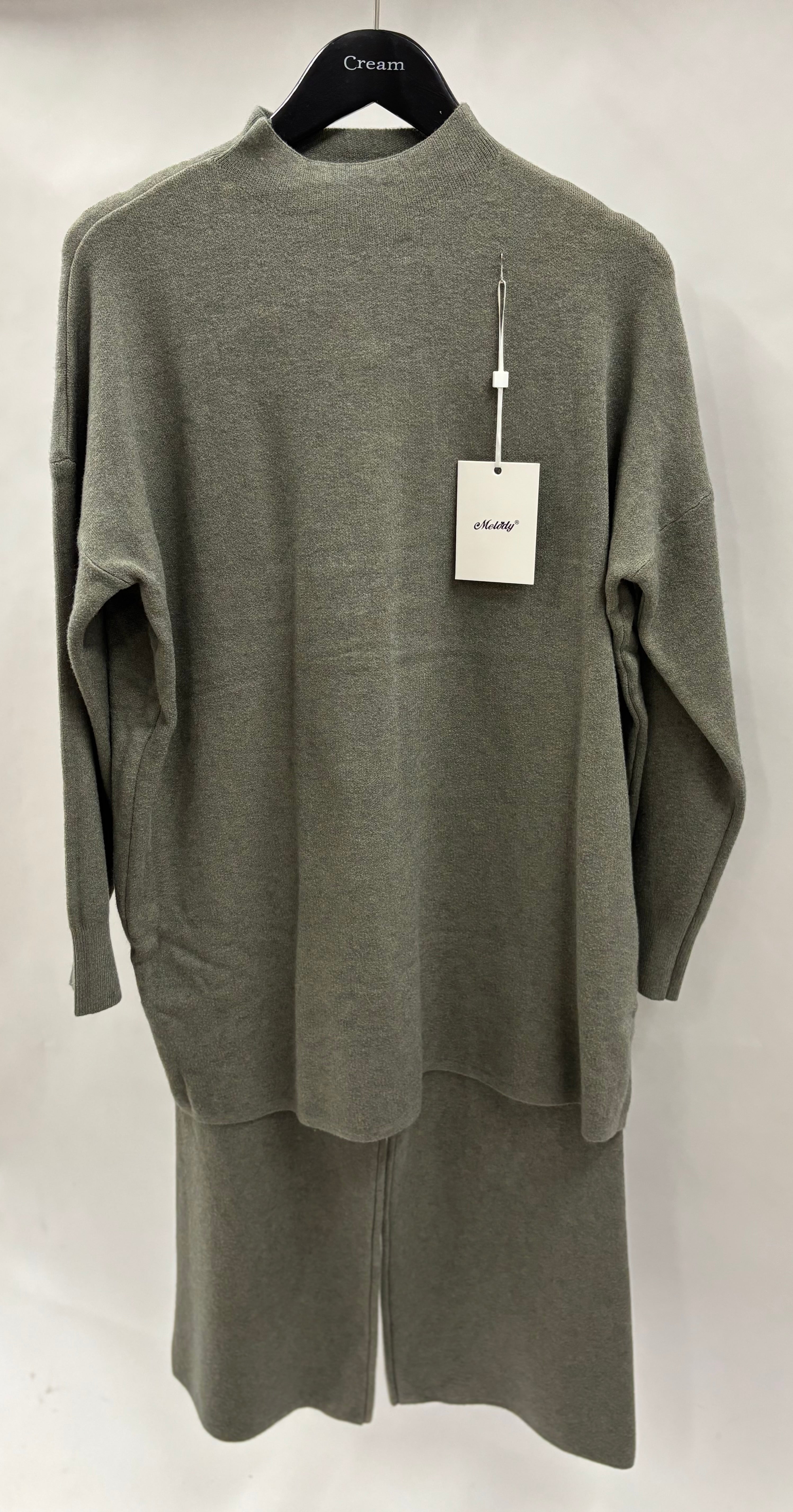 Striksæt, Ensfarvede - Brystmål 120cm