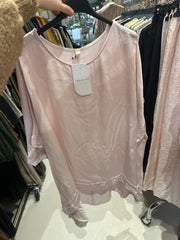 Satin bluse asymmetrisk by Luxluna