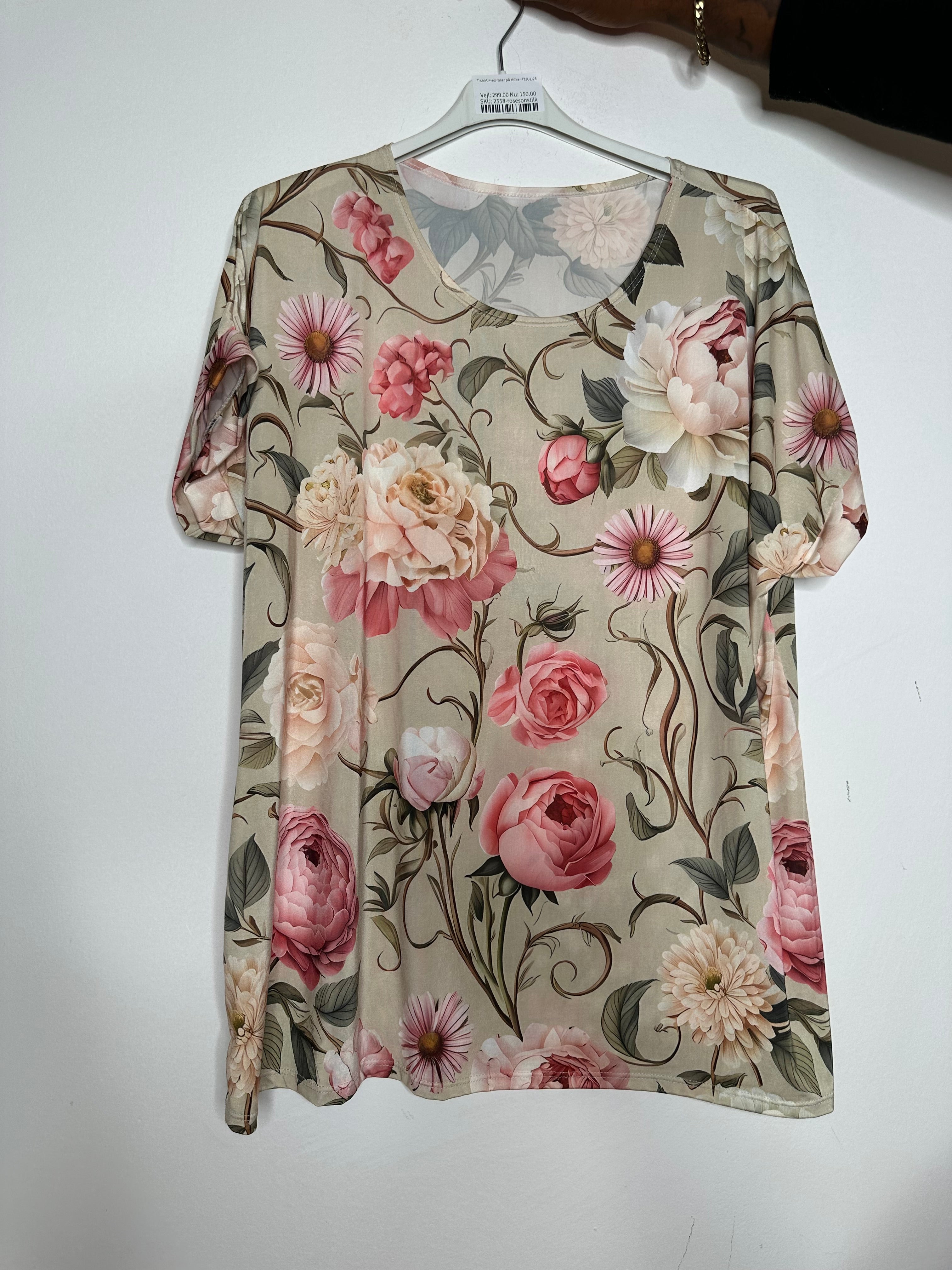 T-shirt med roser på stilke - ITJULI25