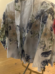 Tynd jakke med blomster - Brystmål 124cm - M: Tencel/polyester - ITMARTS25