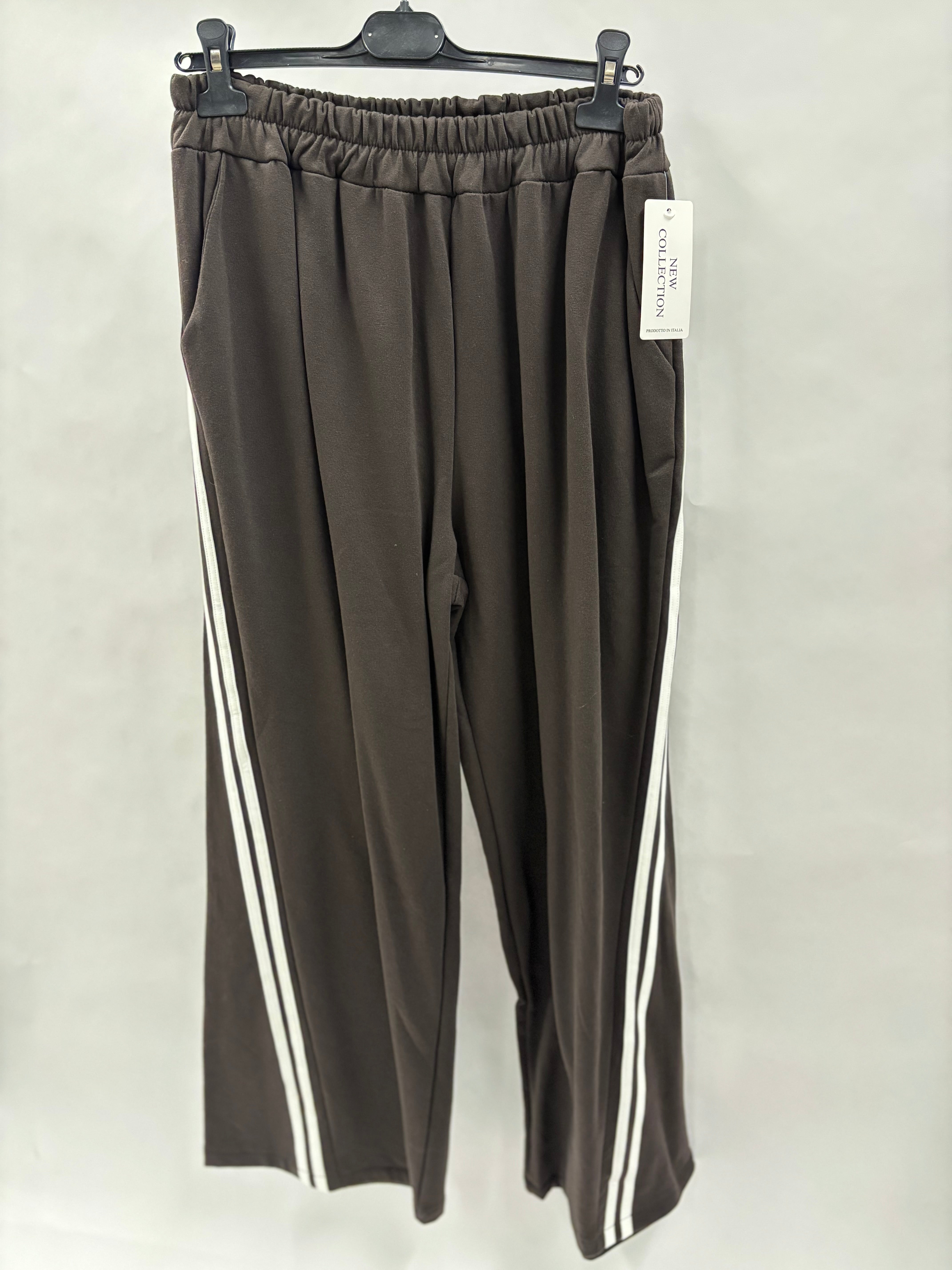 Løse Bukser Med Striber