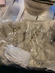 Lille faux fur taske med flet strop by Krone 1