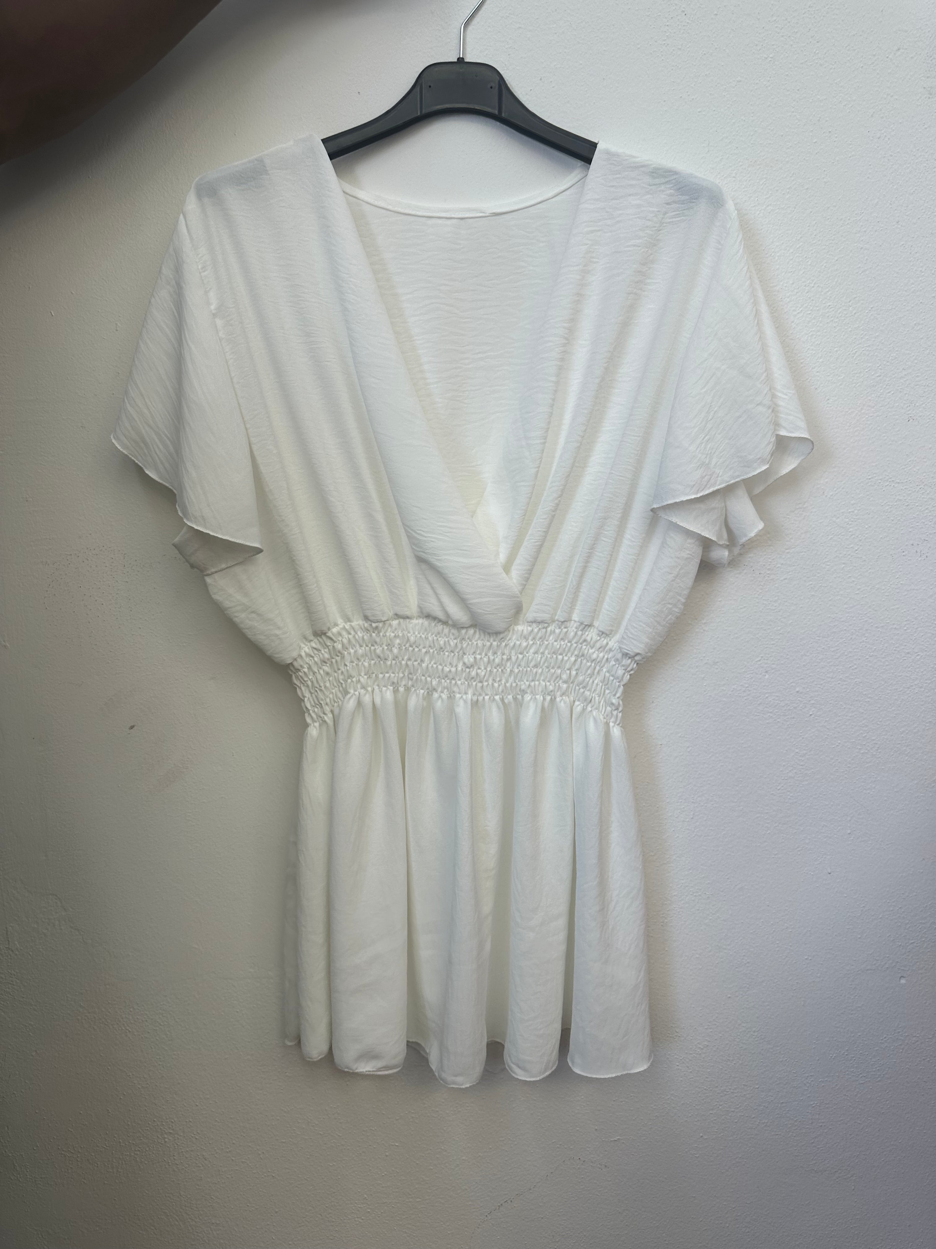 Bluse med smocktalje - ITJULI25