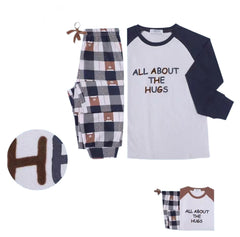 Børne pyjamas “All about the hugs” - Tilfældig - Ingen returret - ITNOV24