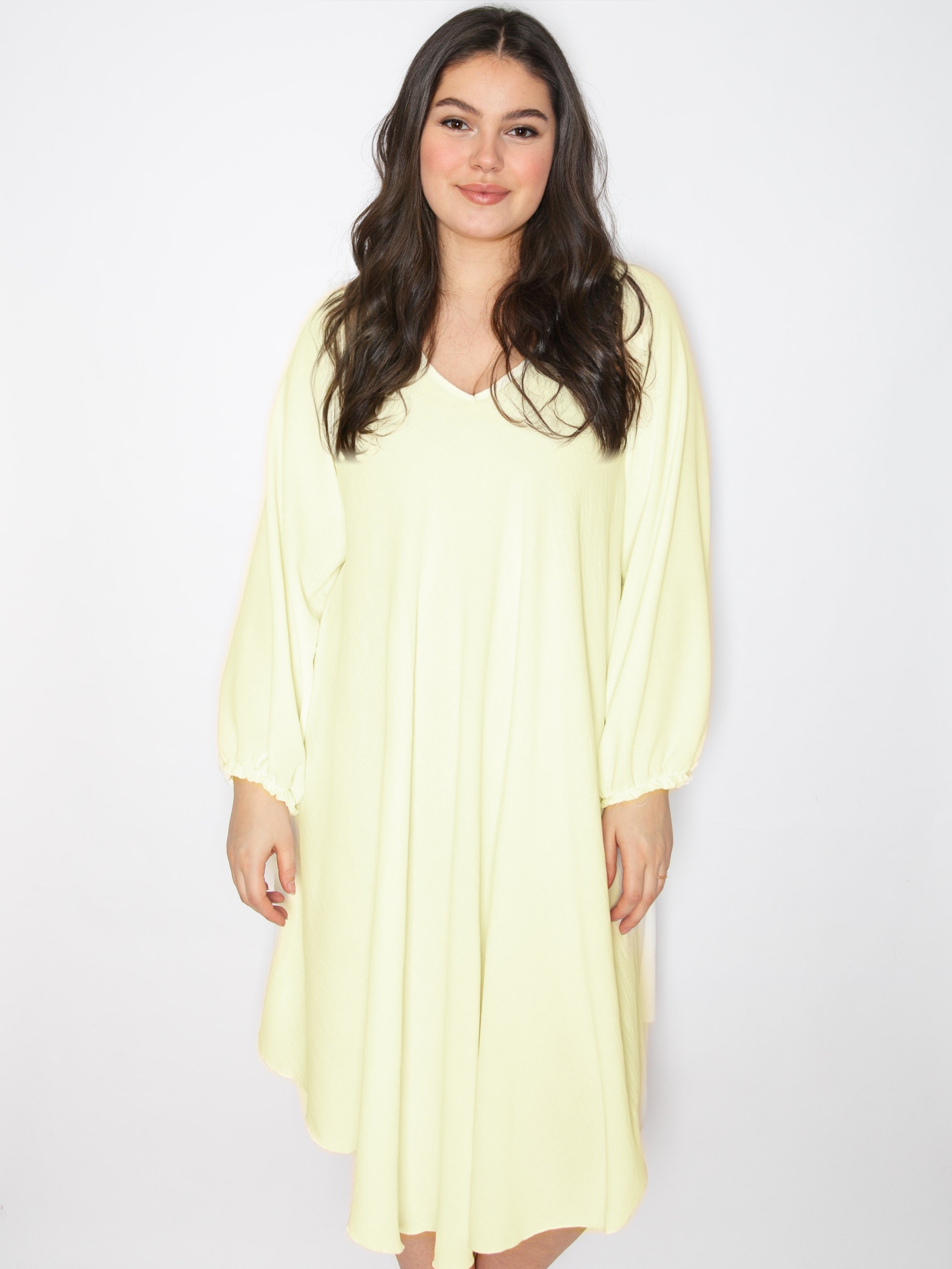 A-shape kjole med lange ærmer - Brystmål 140cm - Viskose Polyester Elastan