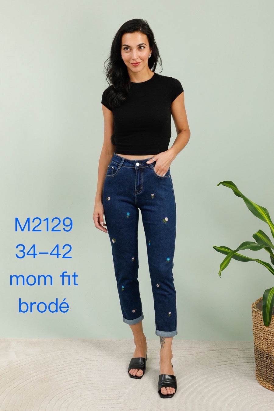 Mom fit jeans med broderet blomster darkwash by G-Smack