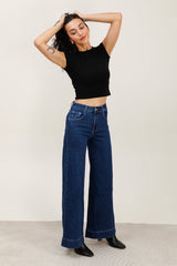 Jeans med vidde og bredt strykke forneden by G-Smack