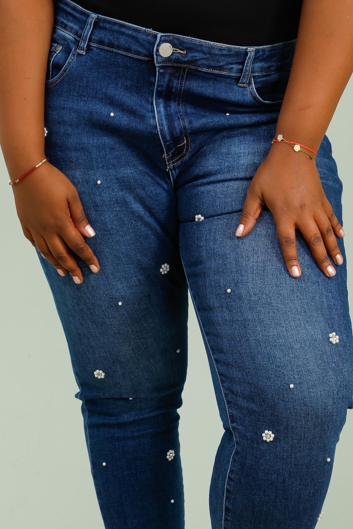 Jeans med perleblomster og bling