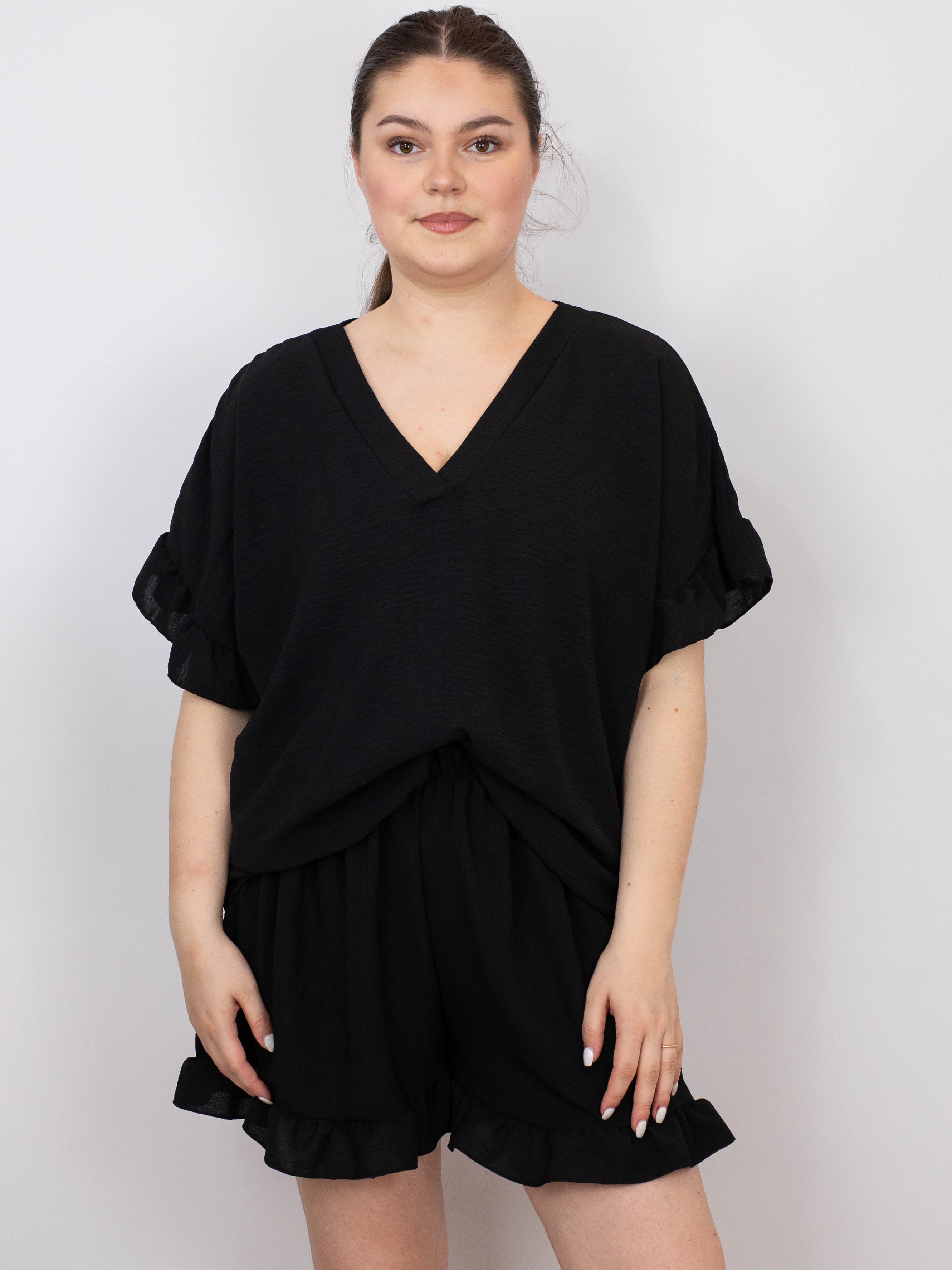 Bluse med flæse - Brystmål 130cm