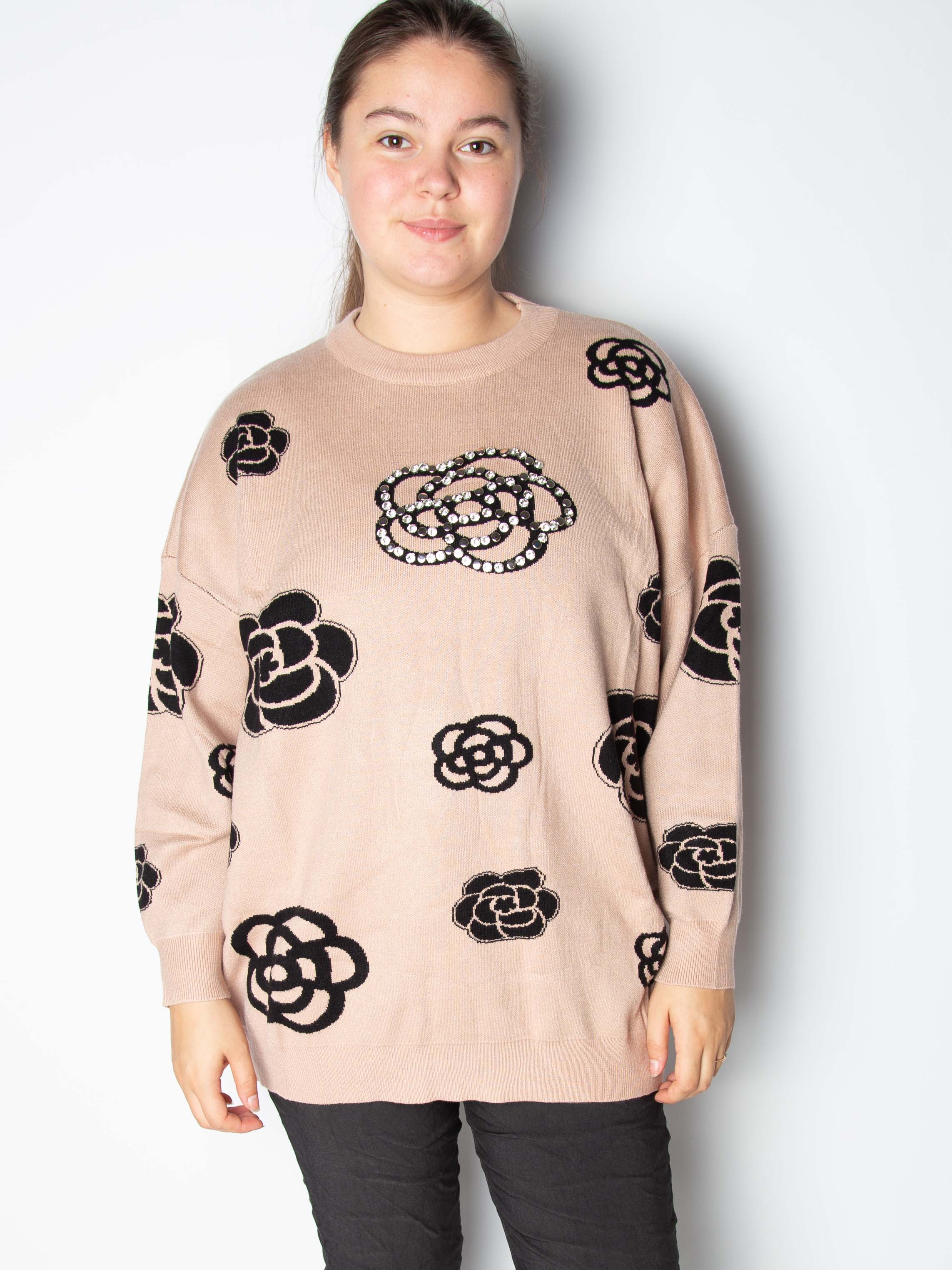 Striktrøje med blomster og bling - ITSEP24