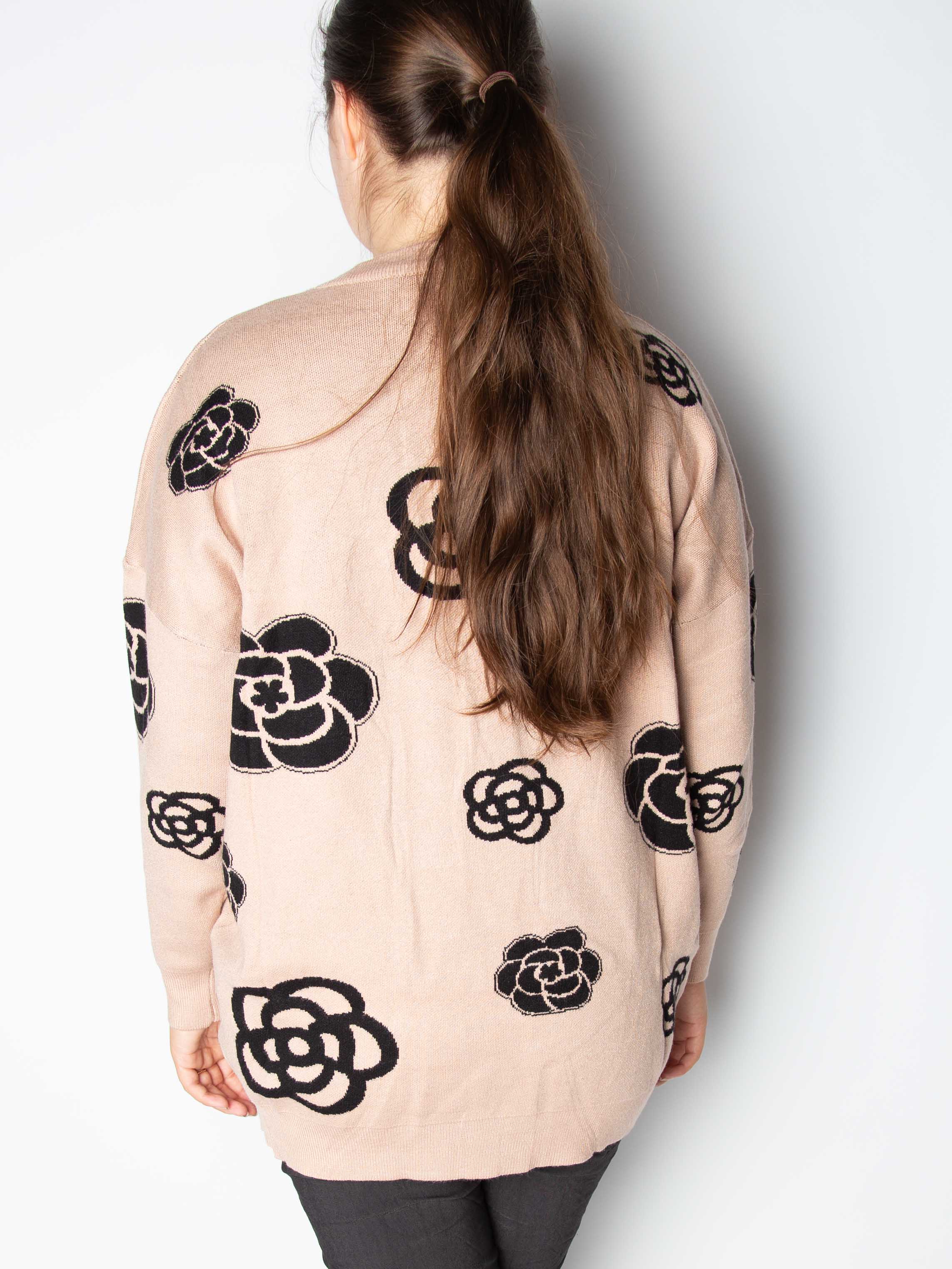 Striktrøje med blomster og bling - ITSEP24