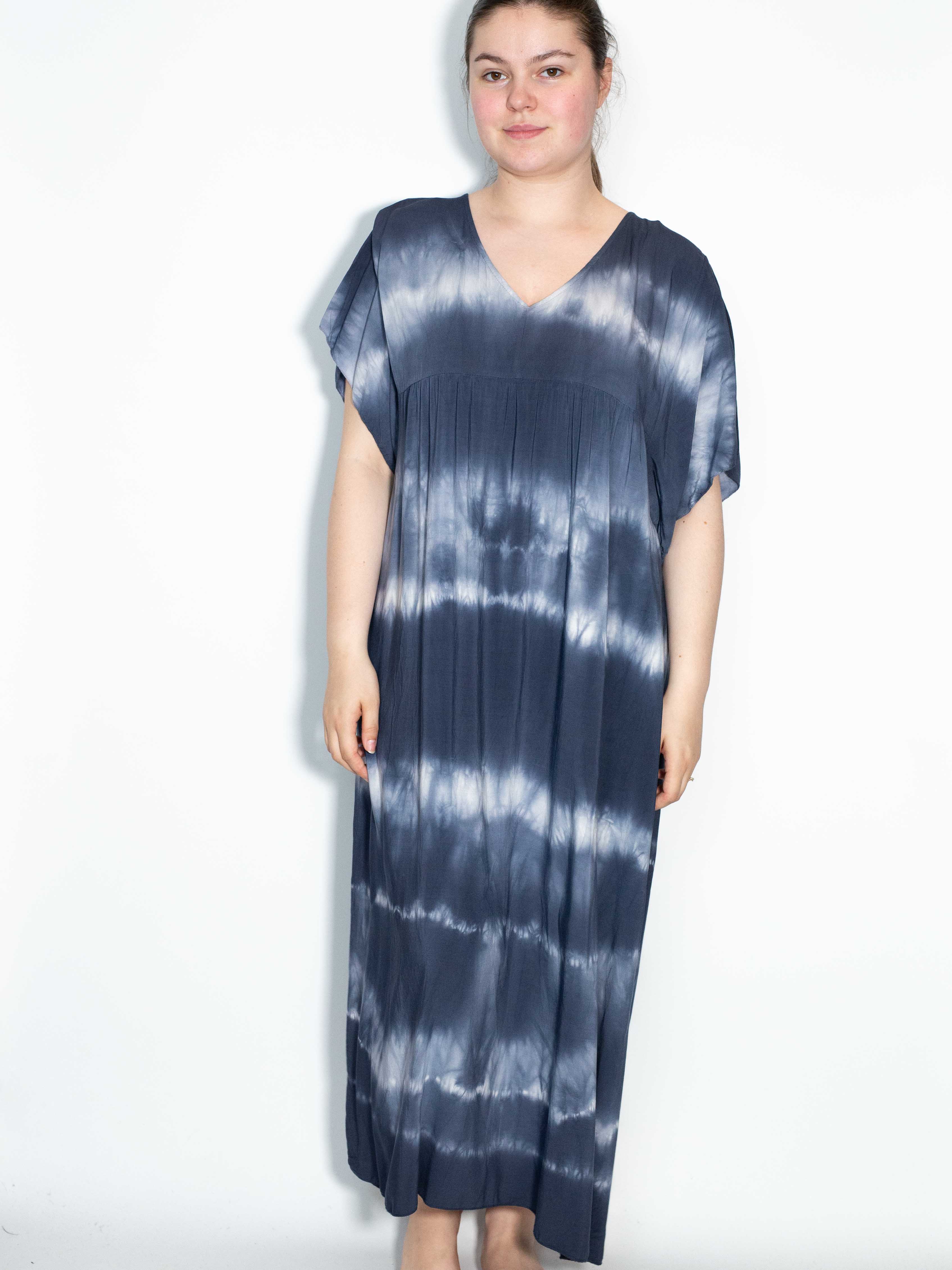 Lang batik kjole