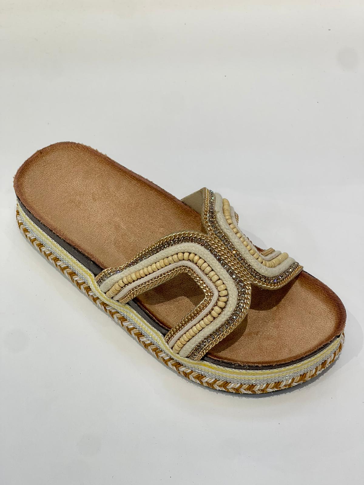 Sandal flet plateau -