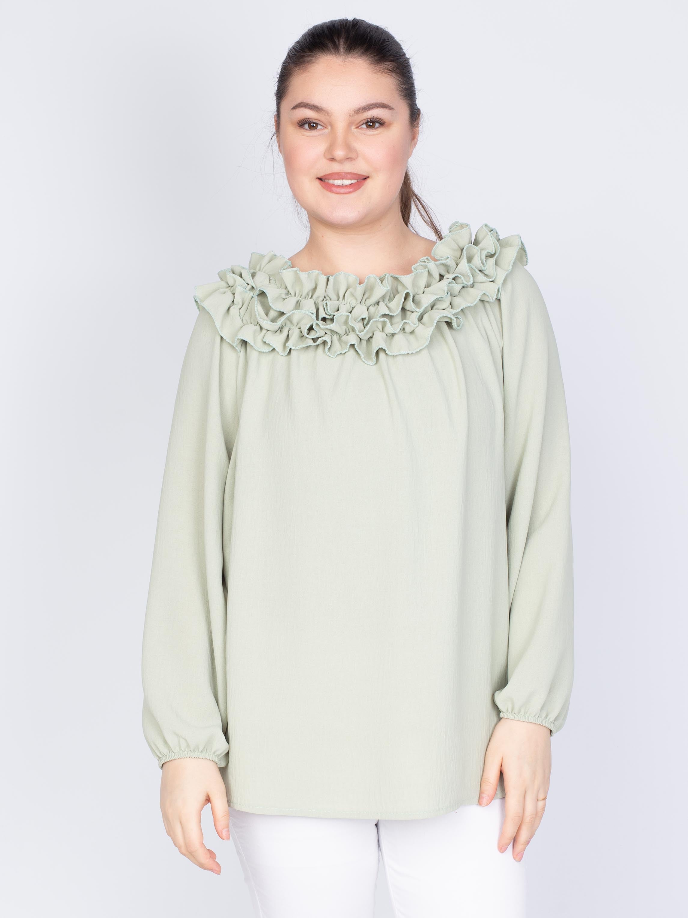 Bluse med flæsekant - Brystmål 130cm