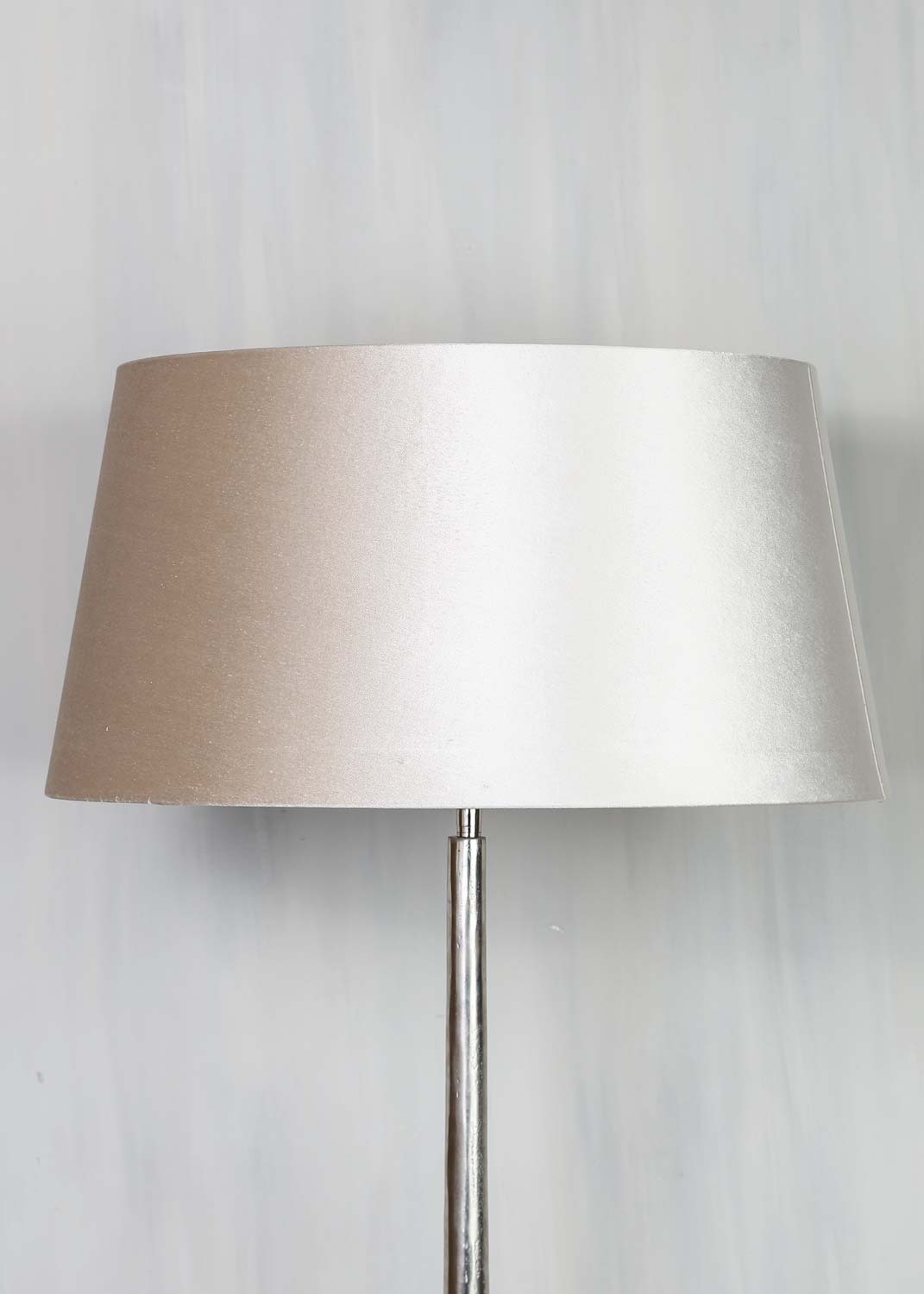 Lampeskærm Half High Venus Beige on White 55x45x28 cm