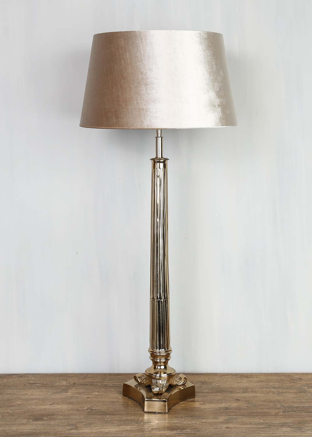 Bordlampe - Guldfarvet 14x14x80