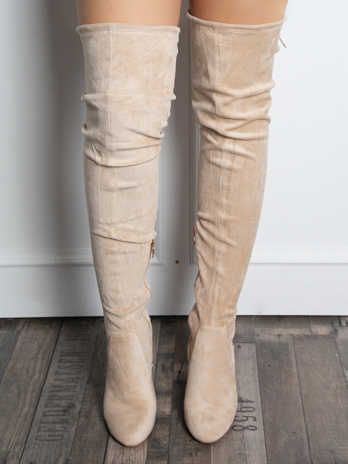 Over the knee støvler imiteret ruskind beige