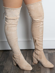 Over the knee støvler imiteret ruskind beige