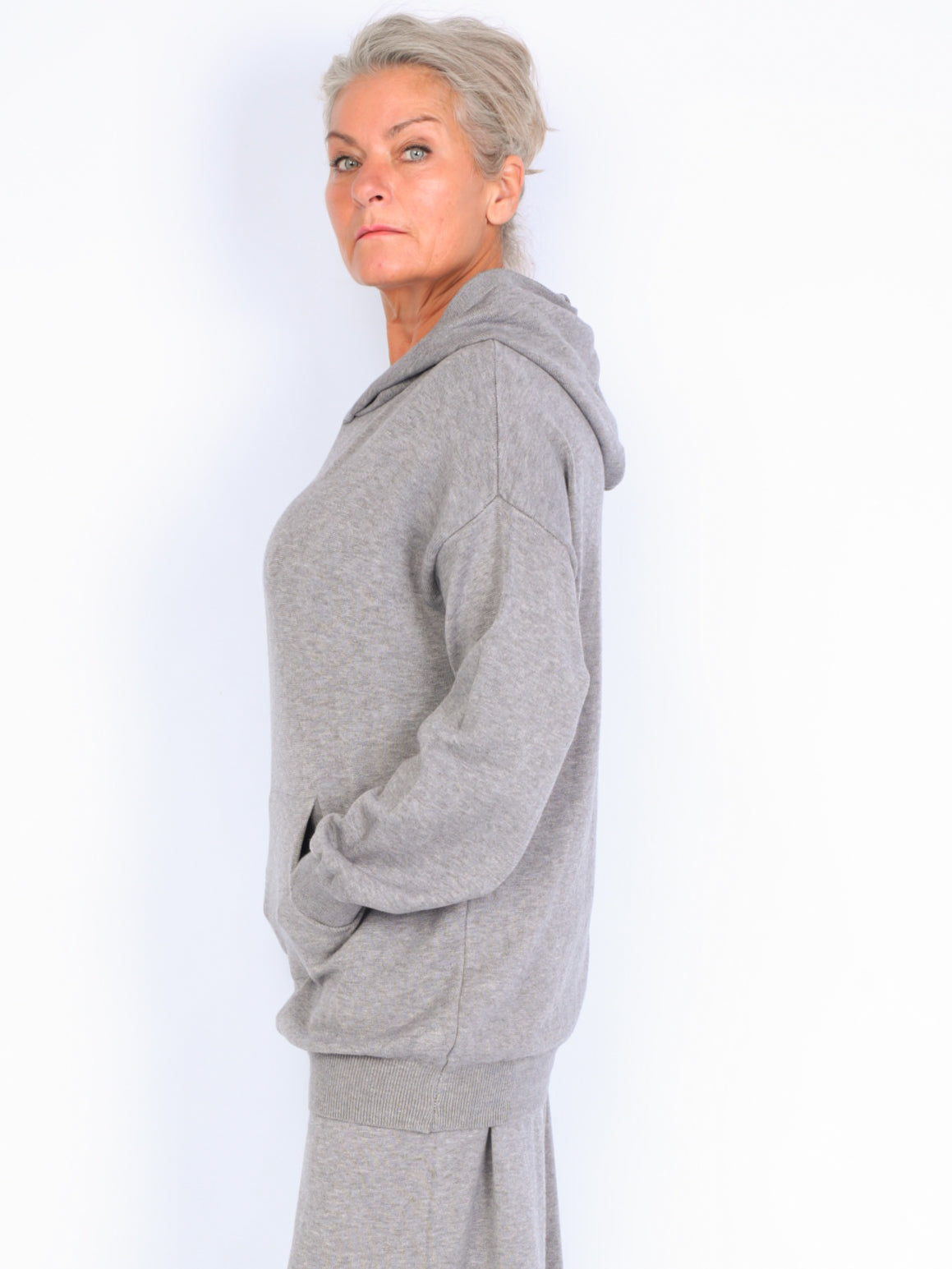 Strik sweatshirt m.hætte