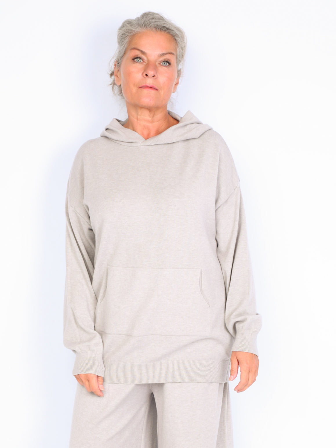 Strik sweatshirt m.hætte