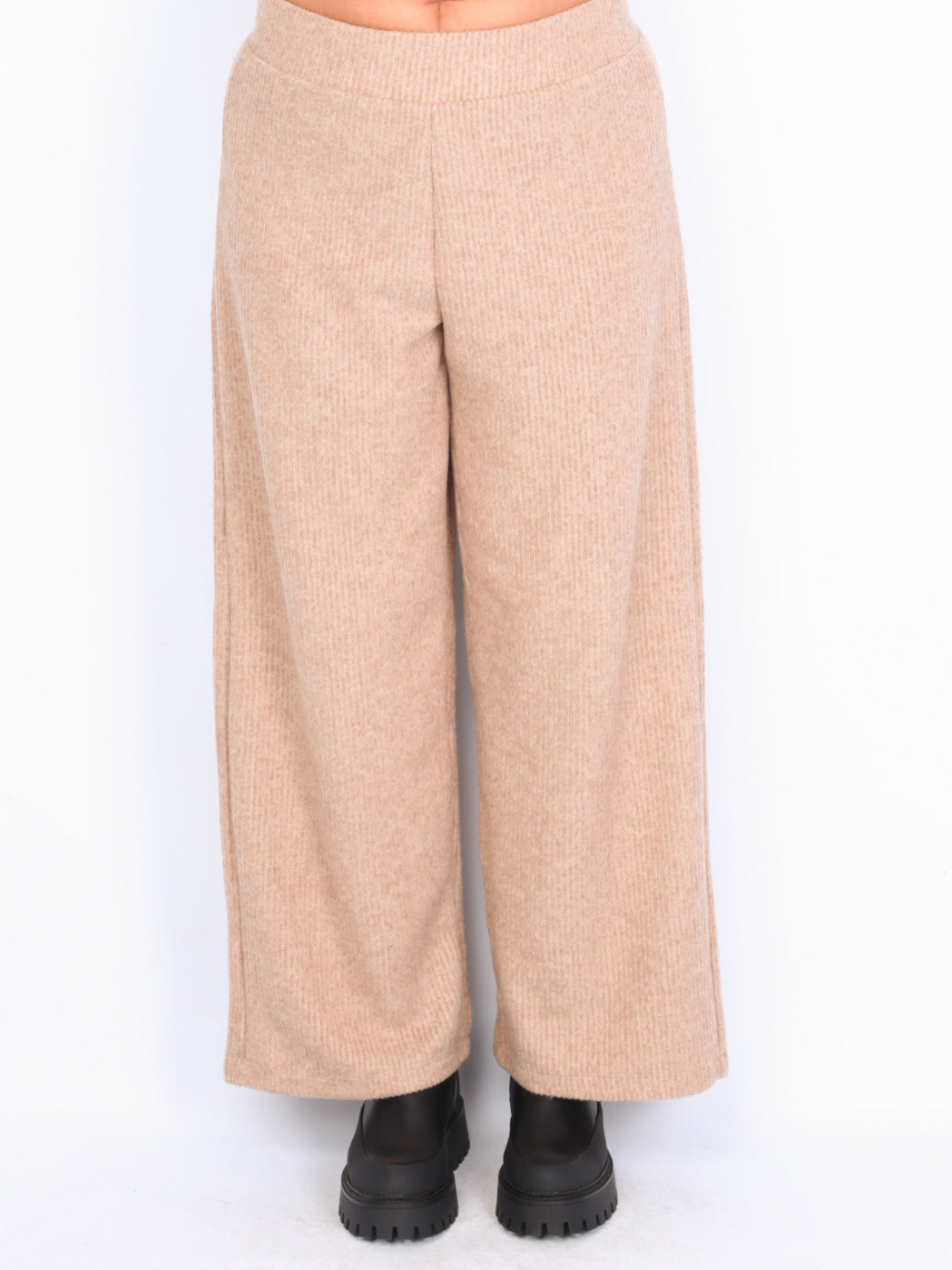 Soyaconcept ribstrik bukser m. elastik i talje beige